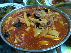 -天天向上素食餐厅(五台山店)