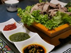 手扒肉-牧人嘎查蒙餐(富强路店)