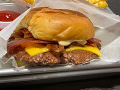 香辣烟熏培根牛肉堡-Shake Shack(西单大悦城店)