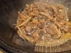 -万里闯关东铁锅炖菜馆(高新旗舰店)