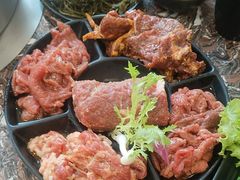 -啊美丽炭火烤肉(滑翔一店)
