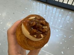 -VERIE BAKEHOUSE