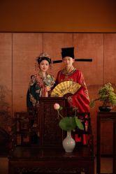 -雪中彩影婚纱摄影·微光艺术中心