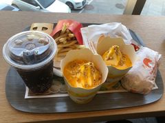 -麦当劳(展览路店)