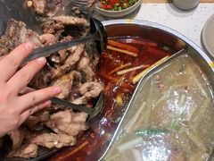 -肖肖酸萝卜鱼火锅(总店)