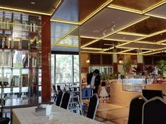 -大中华希尔顿酒店-念自助餐·嗨啤·小龙虾