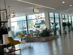 -宁波宝信宝马4S店(江北日湖店)