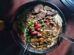 牦牛米线-银同牦牛肉火锅