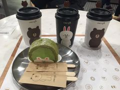 -LINE FRIENDS Garosu-gil Flagship Store