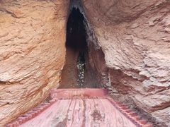 -天山神秘大峡谷