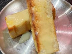-何妹湿辣牛肉·粤式烧烤砂煲(桂雅路店)