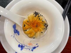 传统生煎包-老来福·非遗酸汤兔(凯旋路店)