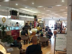 -新华书店(保利水城店)