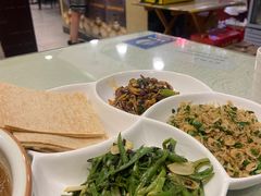 -黄家饺子东北特色菜馆(湖滨商业街店)