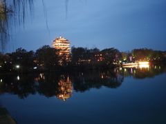 -鹊华居·地道鲁菜·海鲜·融合味(大明湖店)