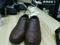 -爱革·洗衣改衣·洗鞋修鞋·洗包修包·奢侈品护理(宝地广场店)