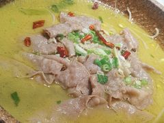 -南京金牛湖巨碗鱼头