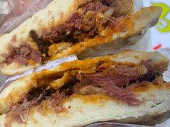 -清真马乐贝腊牛肉蛋黄菜夹馍(马蓉洒金桥店)