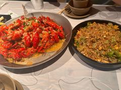 -巴厘龙虾·榜首油焖大虾(音乐学院·沿江酒馆店)