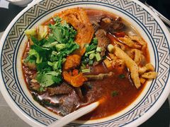 -粉吖吖·邵阳米粉(体育西路店)