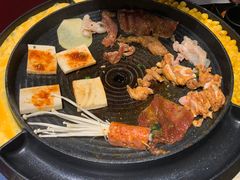 -三国惹火烤肉·中日韩烤肉集合店(百草路店)
