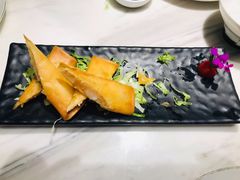蒜蓉虾春卷-岭南真味·匠心粤菜(K11店)