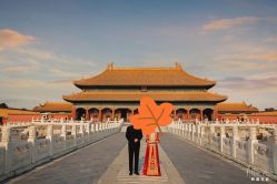 点击看大图 -THE QUEEN(北京店)