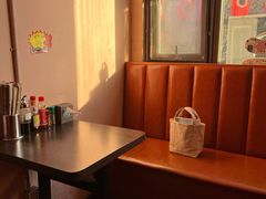 -拉面莊夢語＆中华料理八椿