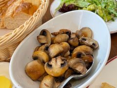 炒鲜蘑菇-Entrecôte 法国牛扒馆(保利·时光里店)