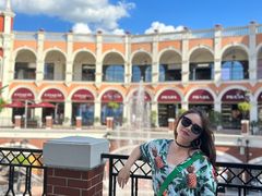 -佛罗伦萨小镇广佛名品奥特莱斯(疏港路店)