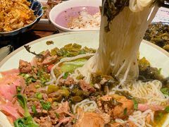 -八月美食小馆(银泰城总店)