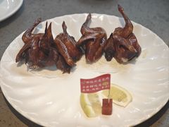 红烧石岐鸽-郑猛记石岐鸽主题餐厅(长江店)