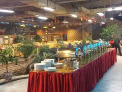 -红栌温泉山庄生态美食餐厅