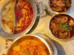 -大芊金重庆串串火锅(南京路店)