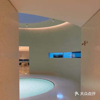 由于本人原因第一次去没有准备好 去了才发现自己的服装