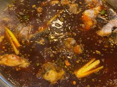 -肖肖酸萝卜鱼火锅(总店)