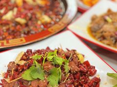 -烧哥美蛙肥肠鱼火锅·十五年社区店