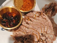 -辛香味烧鱼馆·非遗技艺·排骨红烧肉(光谷医药园店)