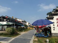 -七的湖·晚芳亭·阳澄湖农家菜·大闸蟹(莲花岛店)