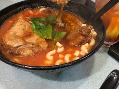 番茄浓汤鸡翅猪扒通粉-华嫂冰室(尖沙咀店)
