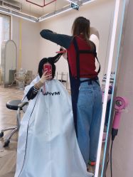 -Hair Co.一间沙龙