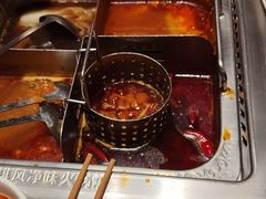 -海底捞火锅(金山百联店)