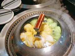 -锅老头海鲜铁锅炖