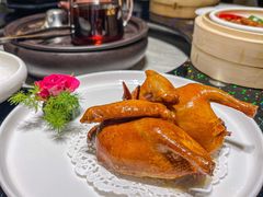 招牌脆皮乳鸽-味可道美食坊(福基路店)