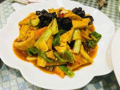 -三清食坊(库尔勒汇嘉时代广场店)