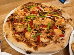 宫保虾仁比萨-城市大道红炉披萨烘焙坊