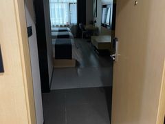 -悦漫智选酒店(兰州西关地铁站店)