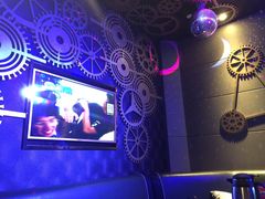 -泡沫BUbbLE量贩式KTV(金沙江路店)