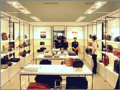 -燕莎友谊商城(亮马桥店)