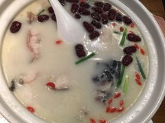 -老阿爸鲜鱼土菜(昆山花桥店)
